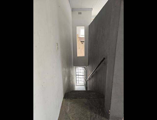 BUSINESS PROPERTY TO RENT IN SALT RIVER